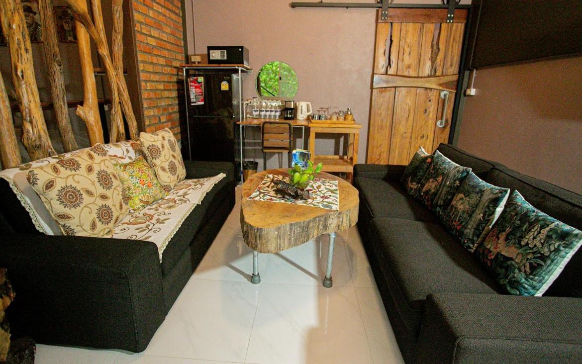 Lodge Phang Nga Boutique Exterior foto